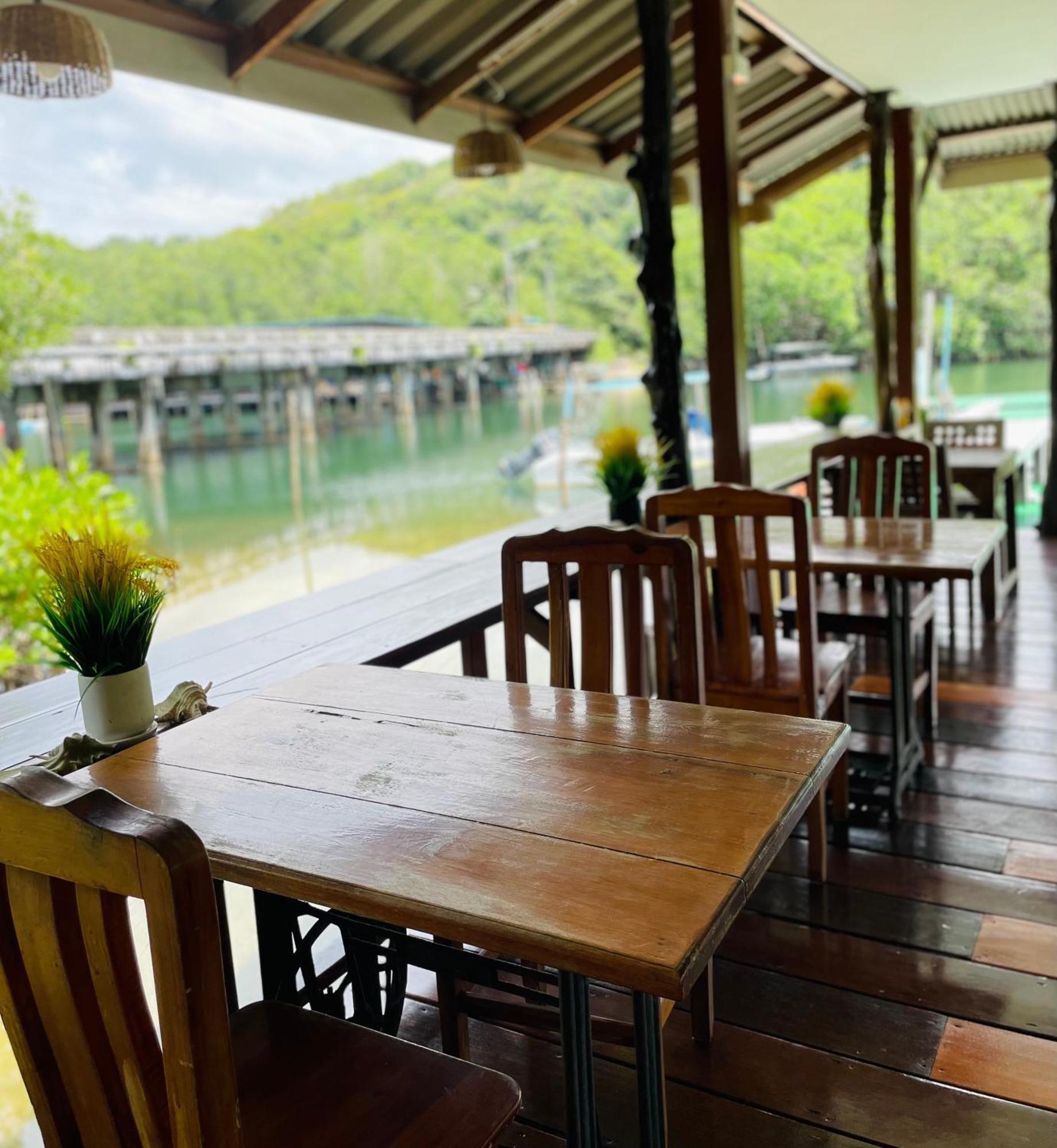 Markhouse Bungalow Ko Kut ภายนอก รูปภาพ