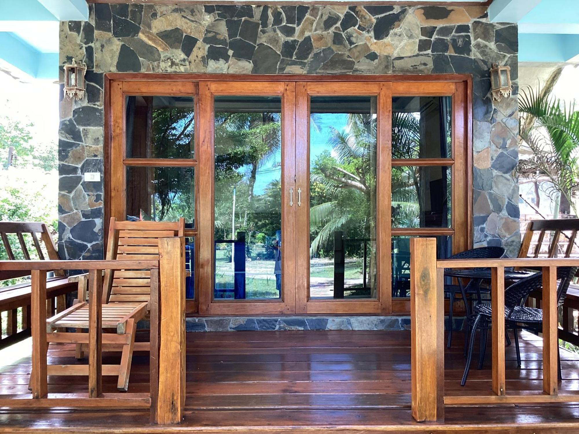 Markhouse Bungalow Ko Kut ภายนอก รูปภาพ