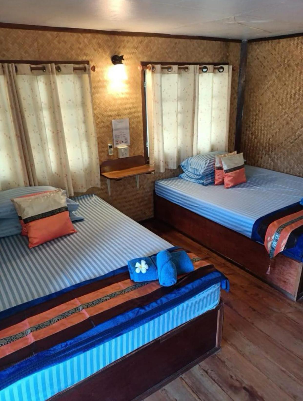 Markhouse Bungalow Ko Kut ภายนอก รูปภาพ