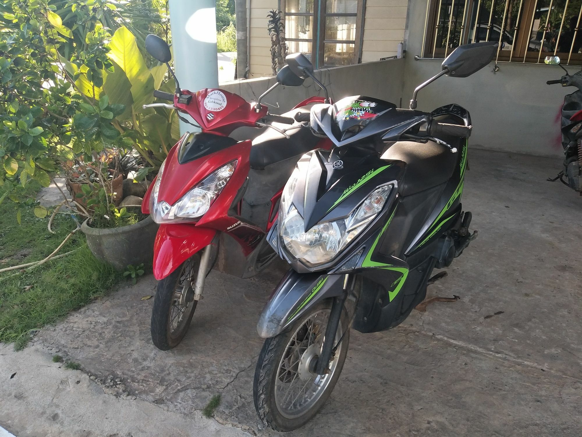 Markhouse Bungalow Ko Kut ภายนอก รูปภาพ