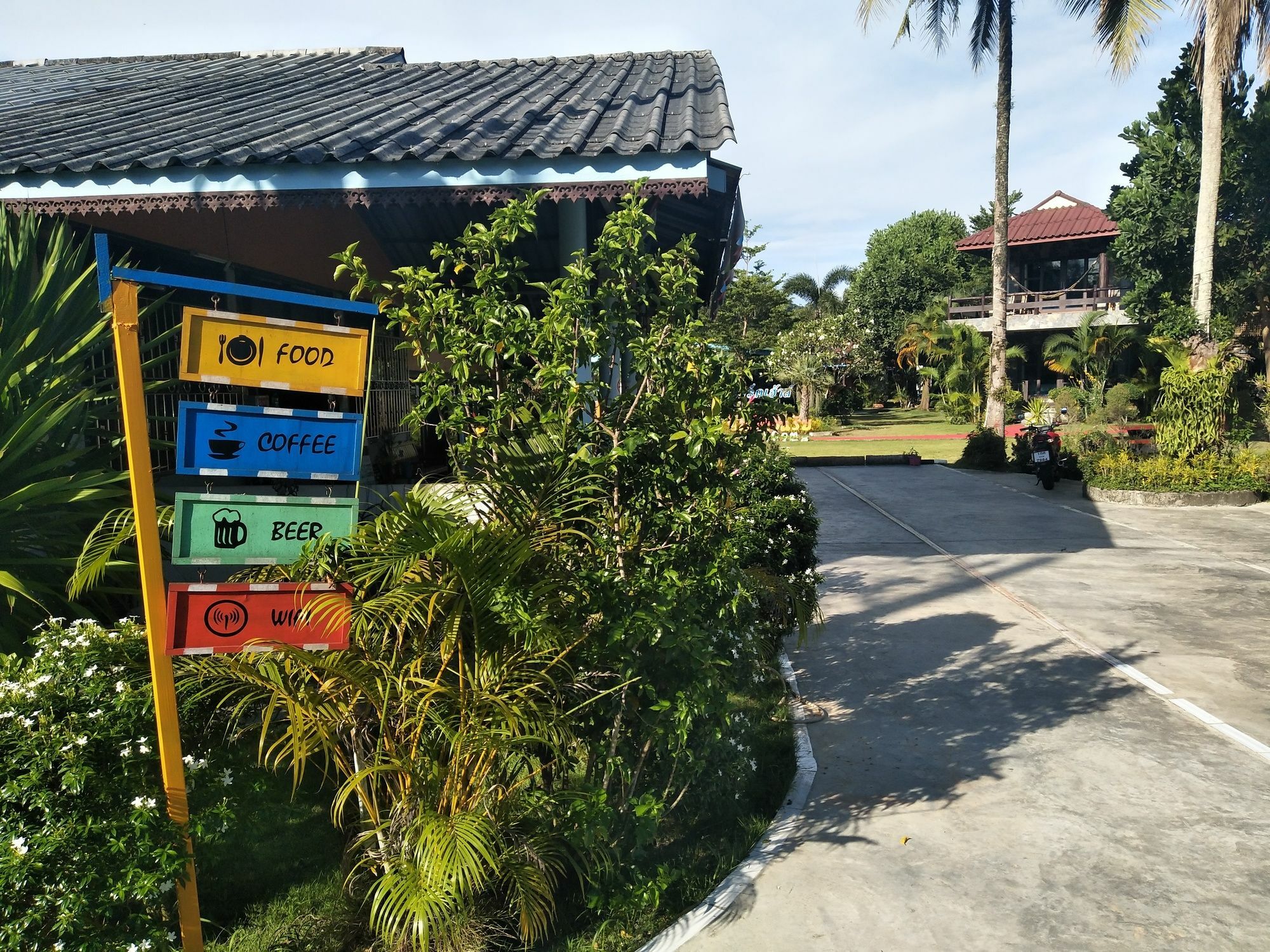 Markhouse Bungalow Ko Kut ภายนอก รูปภาพ